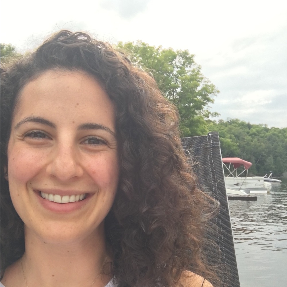 Meet your Posher, Laura